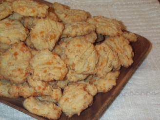 Crispy Cheddar Cookies