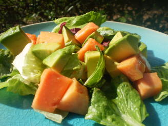 Simple Papaya Avocado Salad