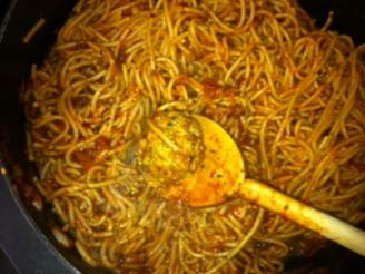 Turkey Meatballs W/ Spicy Tomato Sauce and Whole-Wheat Spaghetti