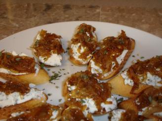 Sage and Goat Cheese Crostini With Caramelized Onions
