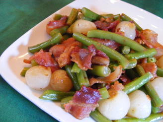 Sautéed Green Beans and Onions With Bacon