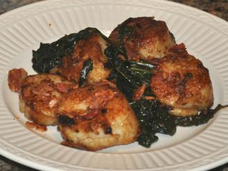 Pan-Seared Scallops With Spinach