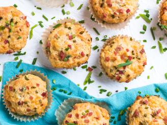Auberge Cheddar Cheese and Ham Breakfast Buns - Muffins