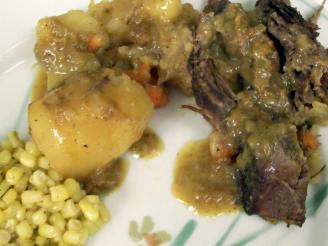 Sheila's Savory Pot Roast and Vegetables With Gravy