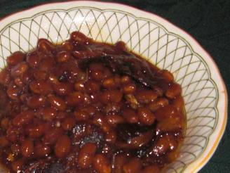 Old-Fashioned Bean Pot Baked Beans