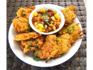 Indian Restaurant Style Onion Bhajia - Deep Fried Onion Fritters