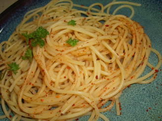 Olive Oil, Garlic, and Crushed Red Pepper Pasta Sauce