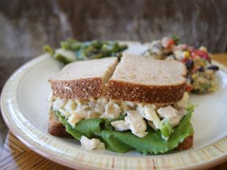 Crunchy Chicken Apple Salad Sandwiches