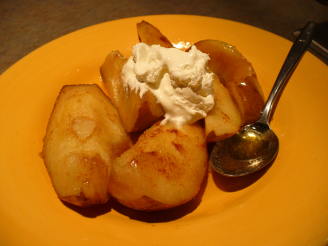 Baked A'nju Pears in Butterscotch Schnapps Sauce