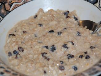 Chai & Raisin Oatmeal (Porridge)
