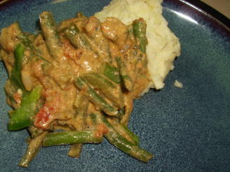 Loby (String/Green Beans With Sour Cream and Tomatoes)