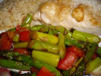 Sauteed Garlic Asparagus with red Peppers