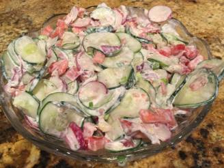 Creamy Garden Cucumber Salad