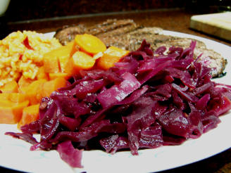 Braised Red Cabbage With Toasted Hazelnuts