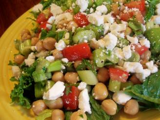 15 Minute Greek Garbanzo Bean Salad