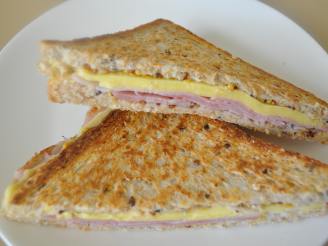Diner-Style Grilled Ham & Cheese Sandwiches