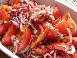Greek Style Tomato and Onion Salad