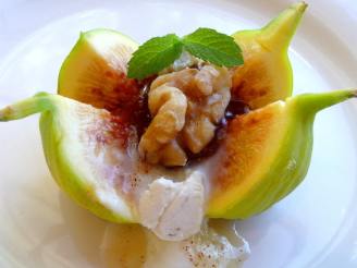 Greek Blossoms - Fresh Figs With Honey, Yogurt, and Walnuts