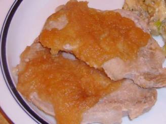 Mom's Scrumptious Applesauce Pork Chops