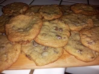 Soft Centered Chocolate Chip Cookies