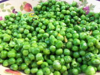 Steamed English Peas With Basil Butter