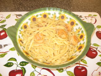 Linguine With Shrimps and Clam Sauce
