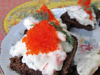 Swedish Creamy Dill Prawn Toasts With Caviar - Skagenrora