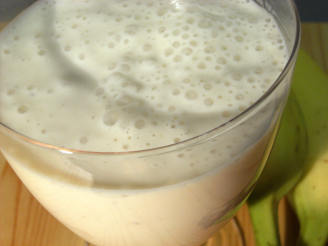 Muzlu Sut (Milk and Banana Drink)