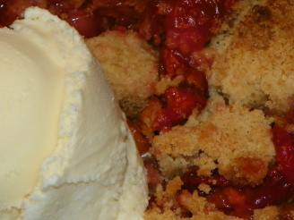 Sour Cherry Pie With Pistachio Crumble Topping