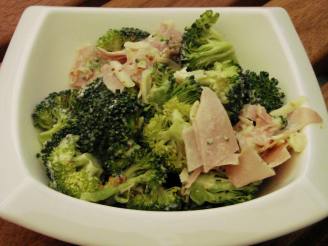 Lunchbox Broccoli, Ham & Cheese Salad