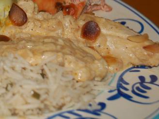Mughlai Chicken With Almonds and Raisens