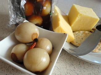 Pickled Onions - Quick and Easy
