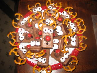 Adorable Holiday Reindeer Cookies