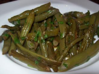 Fasoliyyeh Bi Zayt  (Syrian Green Beans With Olive Oil)