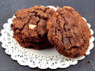 Paleo Chocolate Chip Coconut Cookies