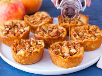 Baked Maple Apple Pie Cups