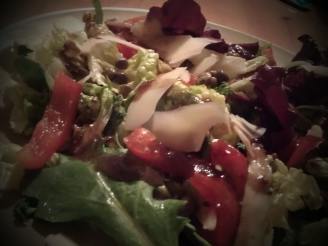 Red Leaf Lettuce With Roasted Red Pepper Salad