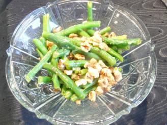 Sauteed Green Beans With Lemon and Walnuts