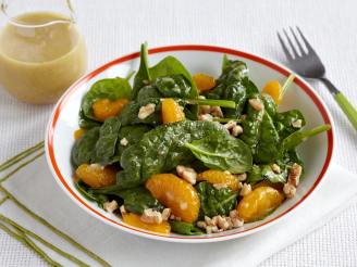 Spinach Salad With Mandarin Oranges and Walnuts