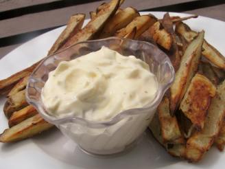 Tangy Tartar Sauce (Made With Dill Pickles, Not Sweet)