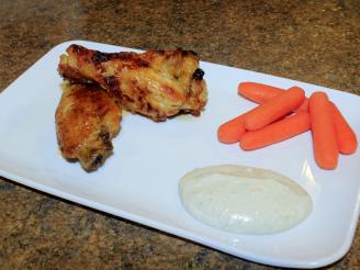 Buffalo Chicken Wings With Blue Cheese Dip