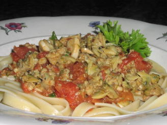 Linguine With Spicy Red Clam Sauce