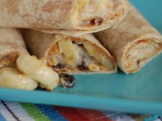 Peanut Butter and Granola Breakfast Wraps