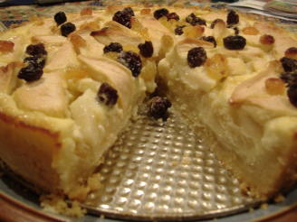 Rahmapfelkuchen (Apple and Rum Custard Cake)