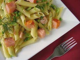 Penne With Smoked Salmon and Peas