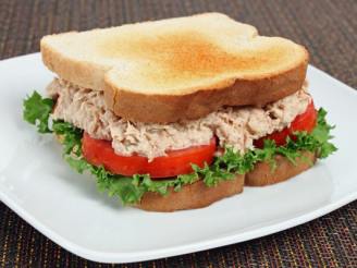 Kana's Deli Tuna Salad Sandwich