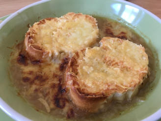 Cheesy French Bread Onion Soup