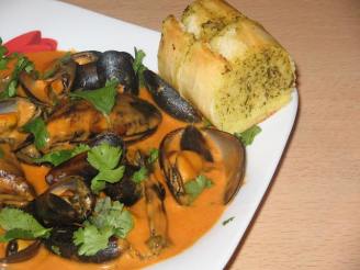 spicy coconut mussels