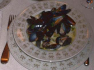 Mussels in Wine and Cream