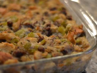 Sausage and Bread Dressing